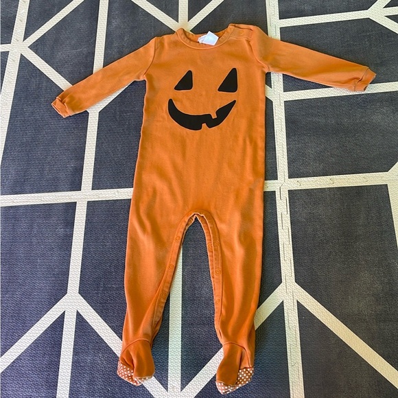 Pottery barn kids pumpkin pajama - Picture 1 of 3